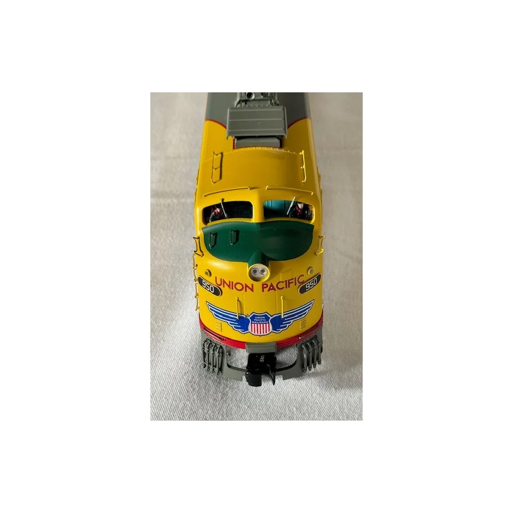 3RD RAIL/SUNSET UNION PACIFIC EMD E9 3R DIESEL (RUN 1) LIKE NEW — photo 4